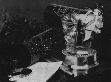 Questar Standard telescope of 1956 on tabletop, Solar Filter and Dew Shield at left (59,059 bytes)