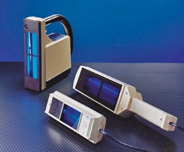 examples of UVP compact, portable, and handheld UV lamps (68,681 bytes)