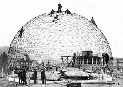 Jena Planetarium Dome under construction