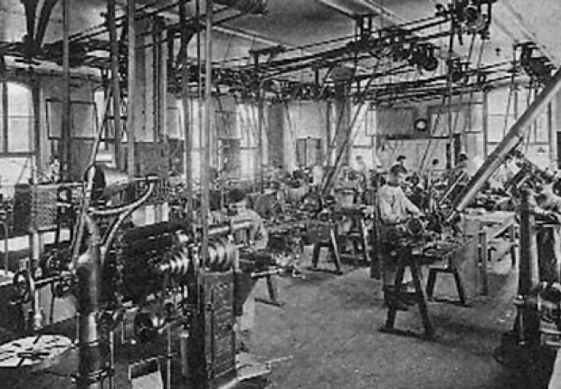 Carl Zeiss Jena astro division's optical workshop in 1904
